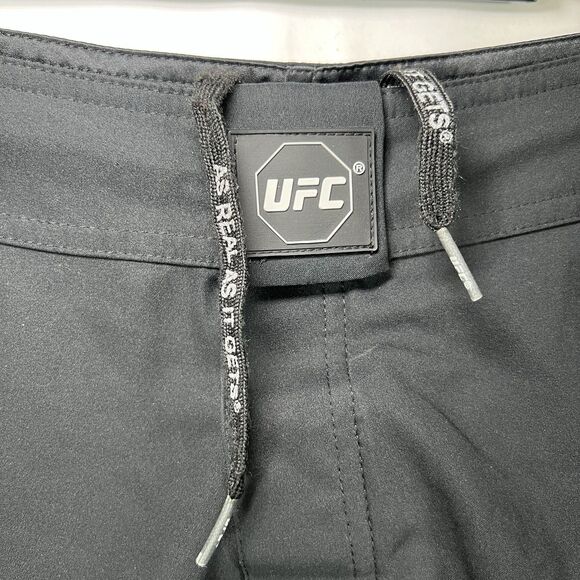 UFC Fight Shorts Trunks Mens Size XL 36x10 Black Camo Ultimate Fighting Stretch - Picture 5 of 12